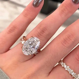 4.0CT Oval Moissanite Diamond Hidden Halo  Bridal Engagement Ring Set