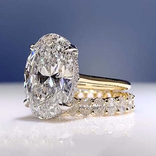 4.0CT Oval Moissanite Diamond Hidden Halo  Bridal Engagement Ring Set