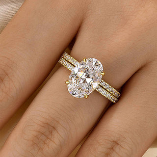 4.0CT Oval Moissanite Diamond Hidden Halo Pave Bridal Engagement Ring Set