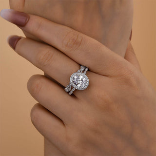 1.5CT Oval Moissanite Diamond Halo Pave Bridal Engagement Ring Set