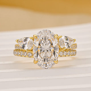 4.0CT Oval  Moissanite Diamond Hidden Halo Antique pave Bridal Engagement Ring Set