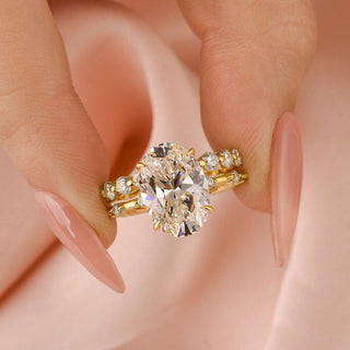4.0CT Oval Moissanite Diamond Halo Pave Bridal Engagement Ring Set