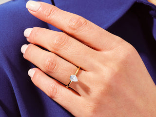 1.0CT Pear Moissanite Diamond  Solitaire Engagement Ring