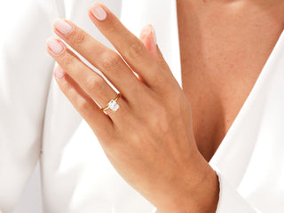 2.0CT Radiant  Moissanite Diamond Solitaire Engagement Ring