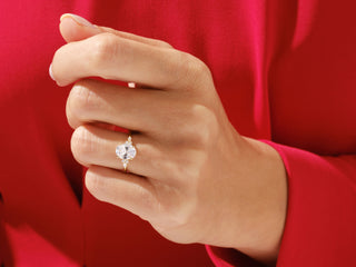 2.0CT Oval Moissanite Diamond Cluster Engagement Ring