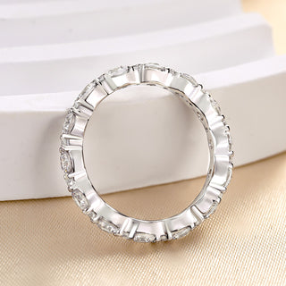 Round Brilliant Cut Diamond Full Eternity Wedding Band