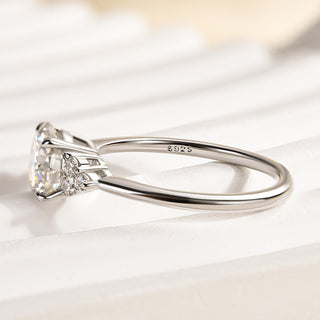 1.00CT Round Brilliant Cut Cluster Engagement Ring