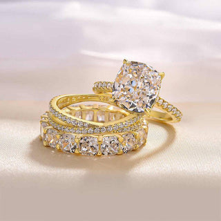 4.5CT Cushion Moissanite Diamond Hidden Halo Pave Bridal Engagement Ring Set