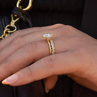 2.0CT Round Moissanite Diamond Antique Bridal Engagement Ring Set