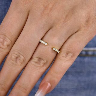 Round Moissanite Diamond Open Wedding Band