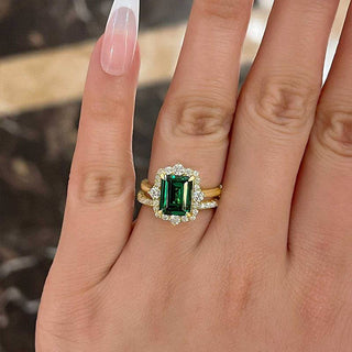 3.0CT Emerald Moissanite Diamond Halo Cluster Bridal Engagement Ring Set