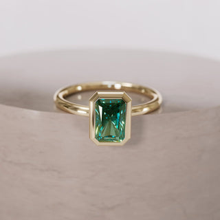 5.00CT Green Radiant Cut Diamond Bezel Solitaire Wedding Ring