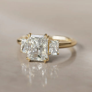 5.00ct Radiant Cut Diamodn Three Stone Engagement Ring
