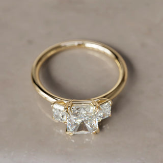 5.00ct Radiant Cut Diamodn Three Stone Engagement Ring